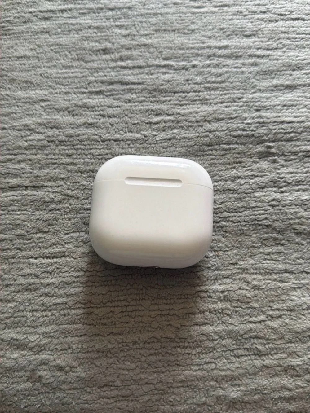 Apple AirPods 4 Wireless Earbuds